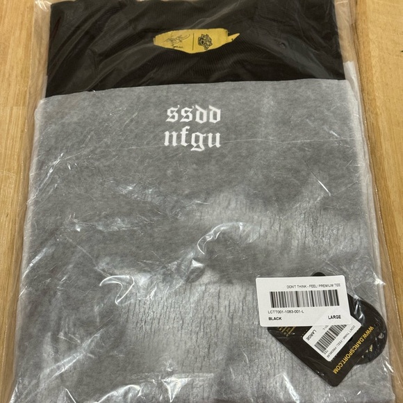 DON'T THINK, FEEL! "PREMIUM" OVERSIZED TEE IN BLACK - Picture 5 of 8